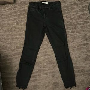 Black Boutique Zippered Ankle Jean